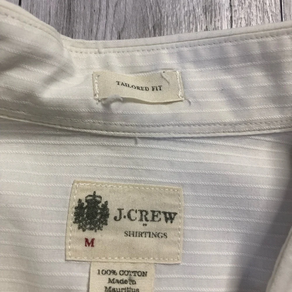 J. Crew Shirt Mens Medium 100 Percent Cotton Button Down Long Sleeve